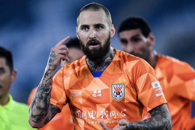 2026世界杯-泰山敲定35人报名南下广州 卡达尔陈科睿转投天津